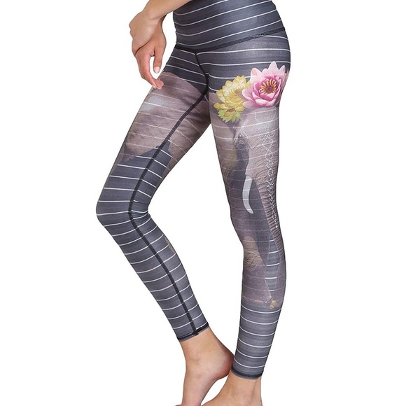 Teeki love the elephant hot pants s - Picture 2 of 8